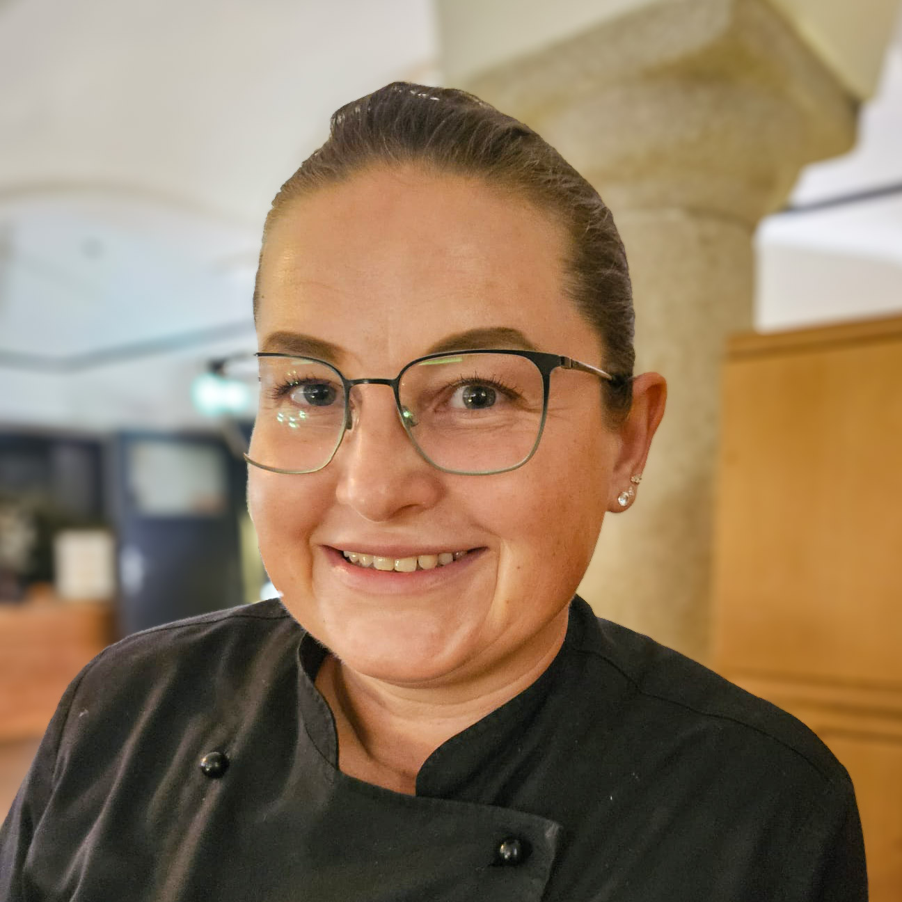Marina Pirkl - Küchenhilfe im Bio Restaurant von Land.Luft